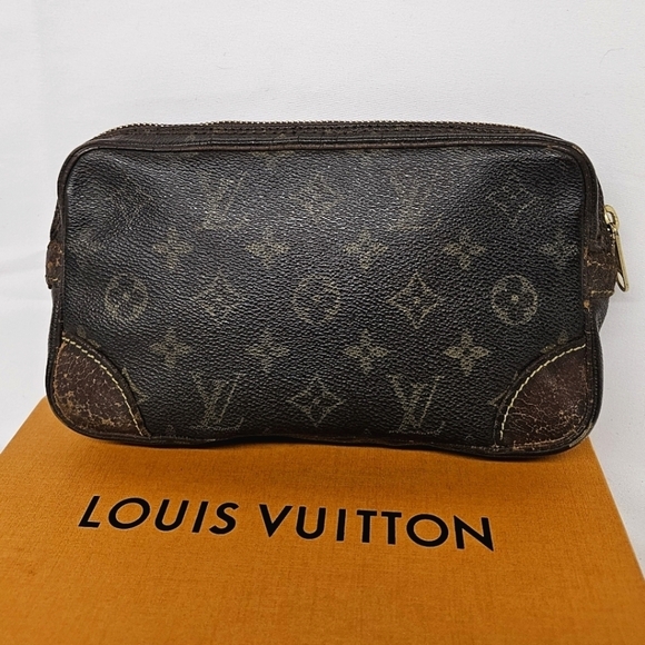 Louis Vuitton Handbags - Louis Vuitton Vintage 1991 Marly Clutch In Brown LV Monogram